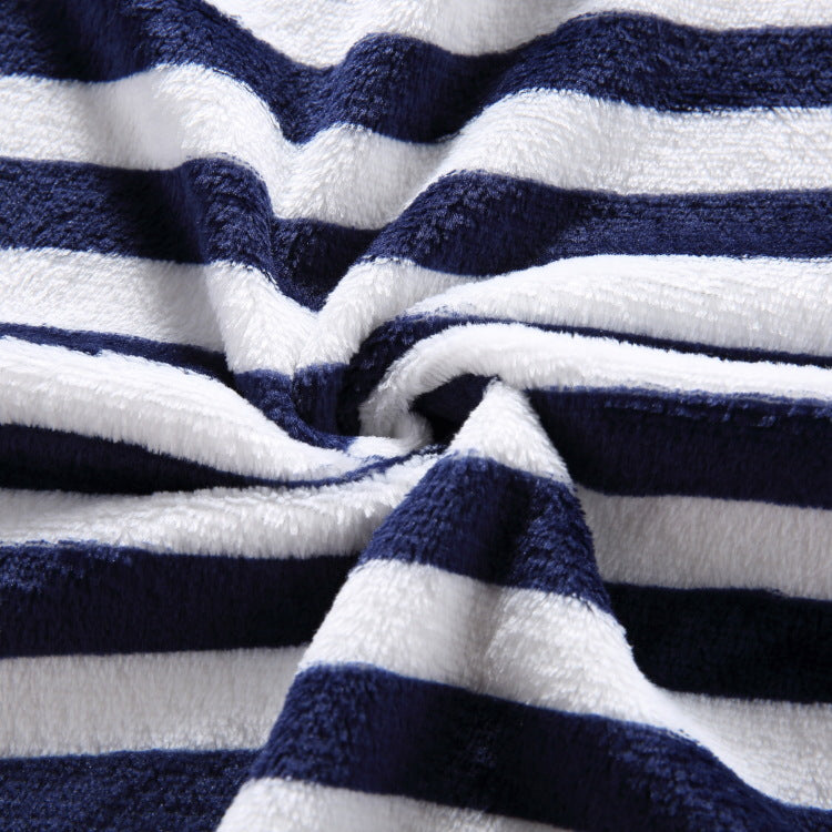 The Snuggler - Cozy Pet Blanket - For Pefect Naps